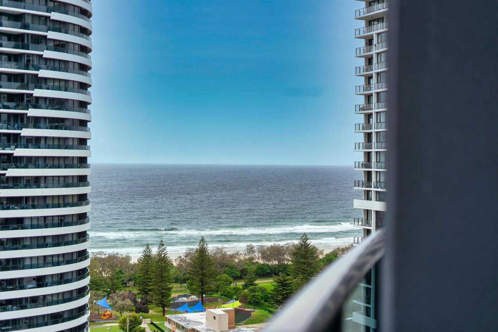 Oracle Resort Broadbeach - Gclr Gold Coast Exterior photo